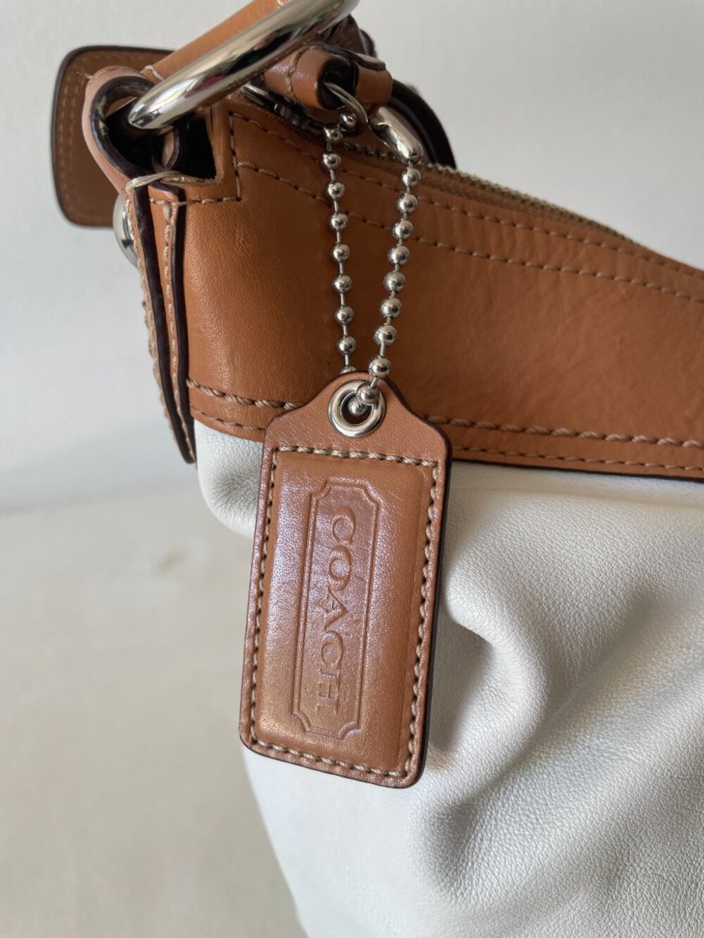 Y2K Coach White Leather Soho Hobo Shoulder Bag - Picture 9 of 10